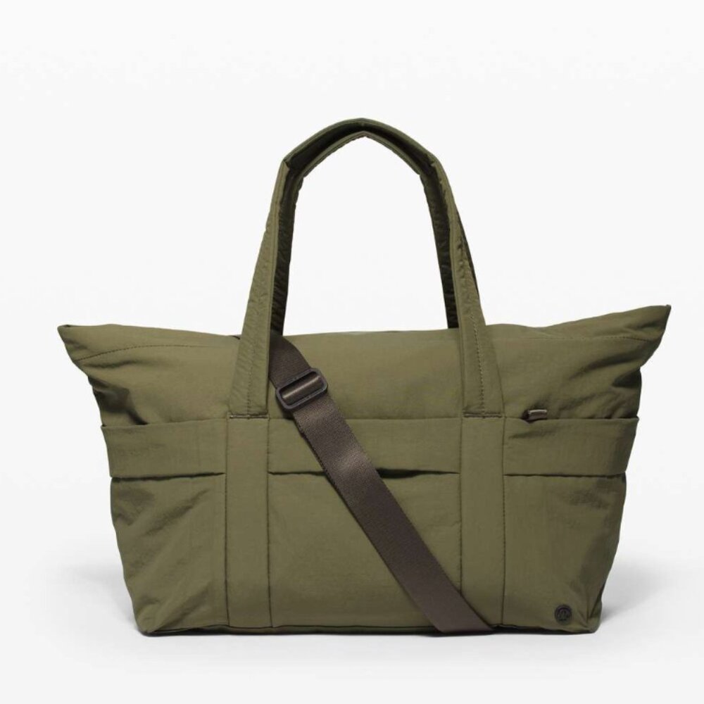 NEW!!!  ON MY LEVEL DUFFEL *SMALL